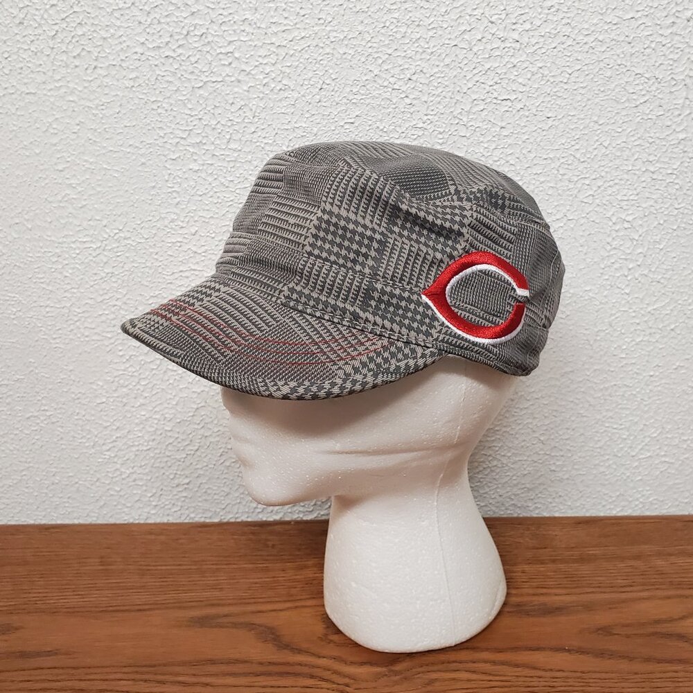 Hat - Womens - MLB Chicago Cubs Adjustable Strapback Hat by Fan Favorite